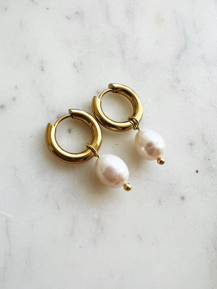 Sleeper Earrings Huggies Gold Freshwater Pearls - Amy Tamblyn main image 0
