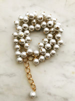 Say bye-bye to boring accessories! This Vintage Glass Pearl Bracelet adds a one-of-a-kind shimmer to your look. Glam up your wrist with this unique piece – there’s no chance you’ll blend into the background.  Vintage Glass Pearls 10mm  One size fits all adjustable bracelet