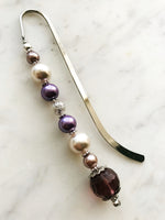 Handmade Bookmark using Vintage Glass Pearl & Vintage Bohemian Glass Beads. These bookmarks are handmade using vintage beads from broken or mismatched necklaces and earrings. Each bookmark is unique and carefully crafted to have a vintage feel and look. 12.5cm long