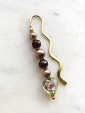 Handmade Bookmark using Vintage Bohemian Glass &amp; Pearl Beads.  These bookmarks are handmade using vintage beads from broken or mismatched necklaces and earrings.  Each bookmark is unique and carefully crafted to have a vintage feel and look.  9cm long.