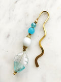 Handmade Bookmark using Vintage Bohemian Glass &amp; Pearl Beads.  These bookmarks are handmade using vintage beads from broken or mismatched necklaces and earrings.  Each bookmark is unique and carefully crafted to have a vintage feel and look.  10.5cm long.