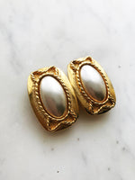 Vintage Dome Pearl Earrings